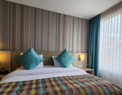 H* I 1BR Junior Suite in Chico Navarra – Breakfast Included