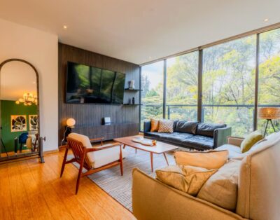 Gorgeous 2BR Apartment with Balcony & Pool in Virrey Park