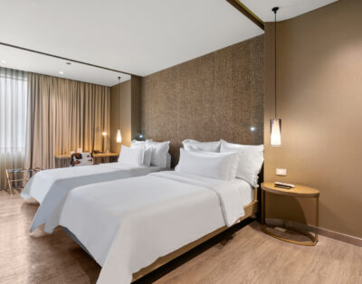 H* | Twin Room by Park 93 | Breakfast & Rooftop Pool