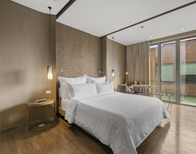 H* | Superior Queen by Park 93 | Breakfast & Rooftop Pool